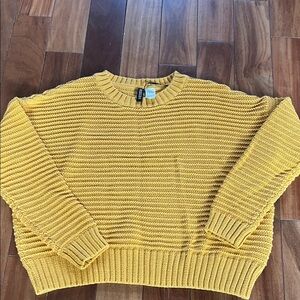 H&M Mustard Yellow Crew Neck Sweater